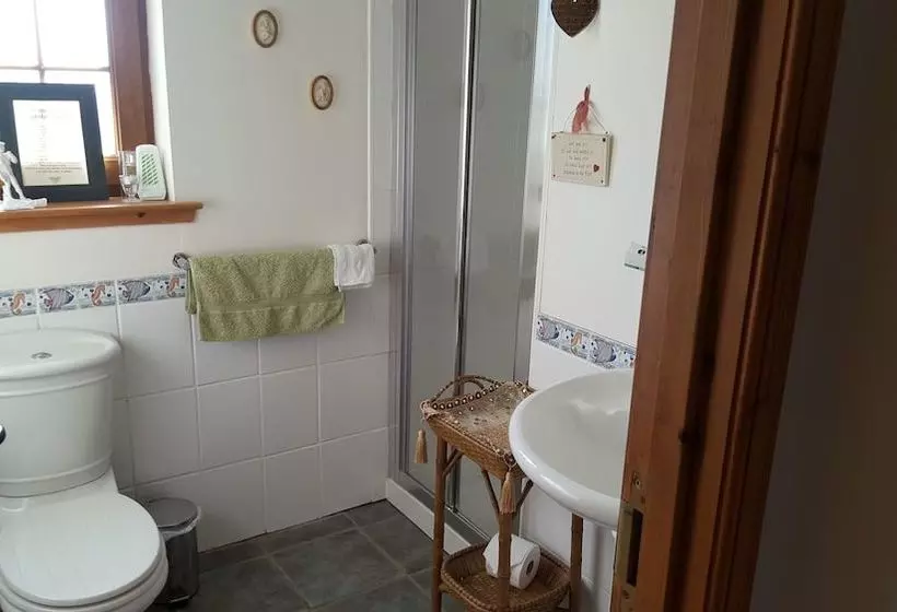 Bed and Breakfast Canterra Cottage