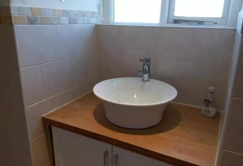 ベッドアンドブレックファースト Parkside Guest House