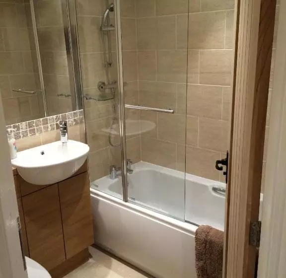 ベッドアンドブレックファースト Parkside Guest House