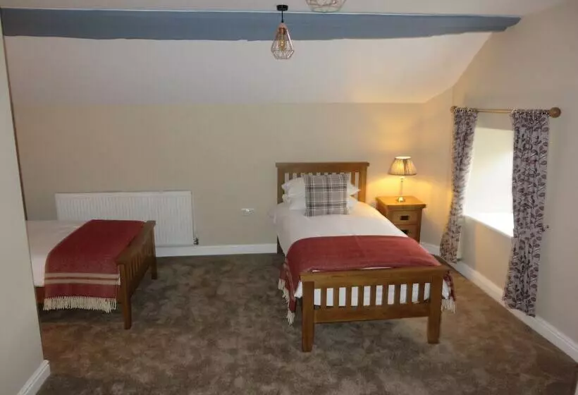 Hostelli The Kings Head