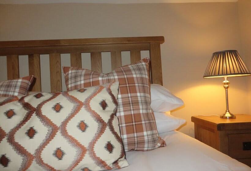 فندق فئة نجمة واحدة The Kings Head