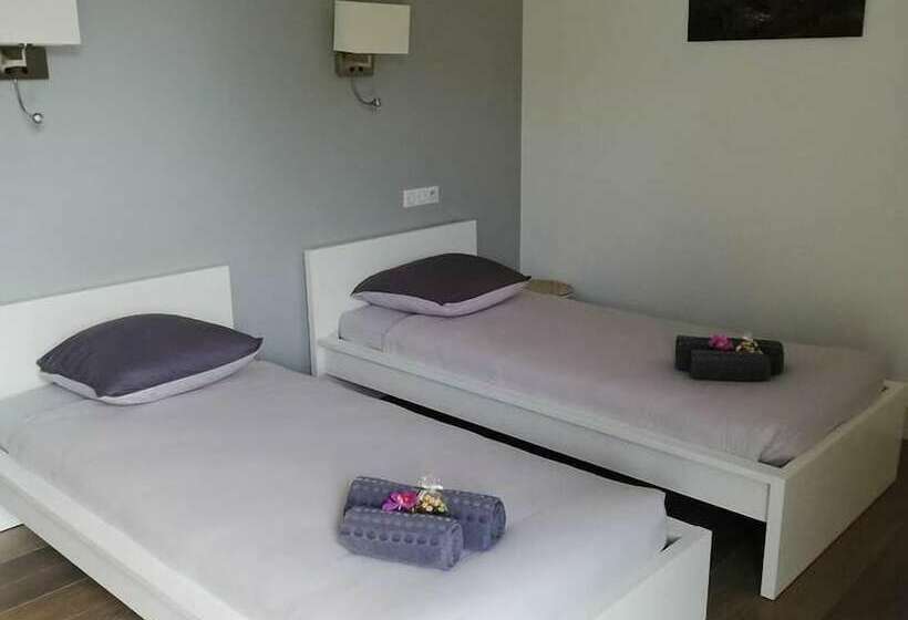 בית מלון כפרי Auberge Des Isards