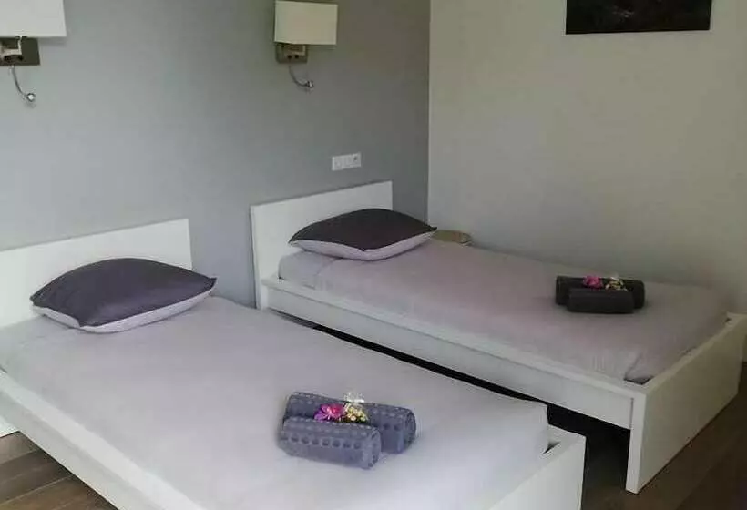 Hotelli Auberge Des Isards