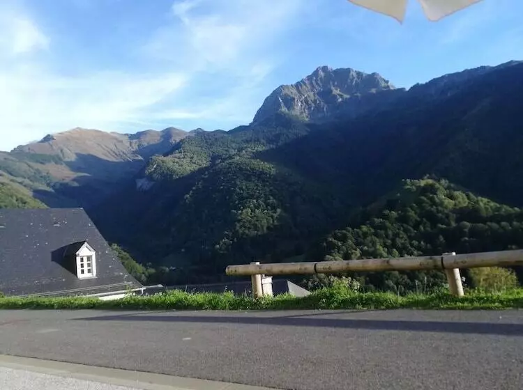 Hotelli Auberge Des Isards