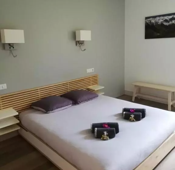 Hotelli Auberge Des Isards