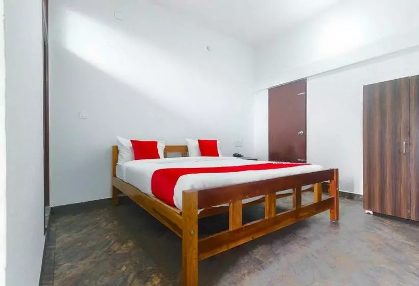 ホテル Oyo 62898 Sukha Service Apartment