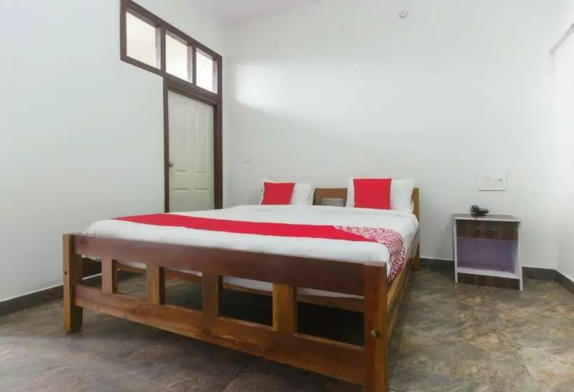 ホテル Oyo 62898 Sukha Service Apartment