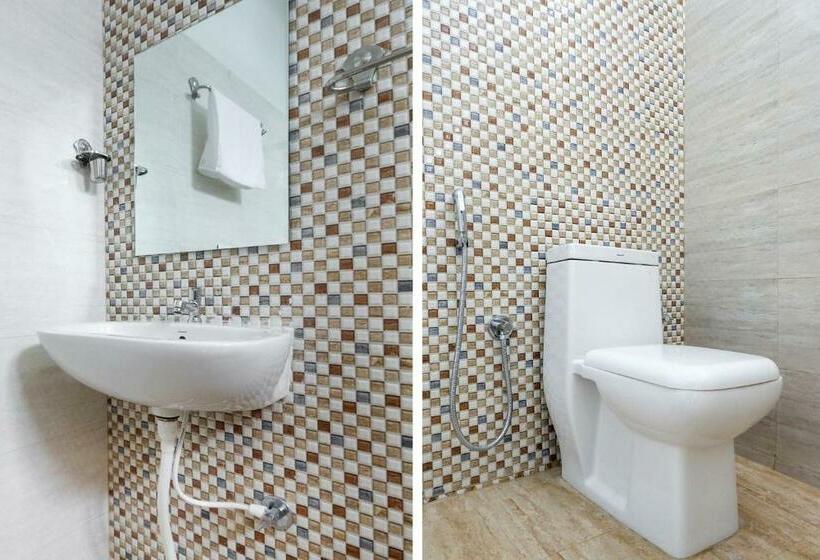 فندق Oyo 62898 Sukha Service Apartment