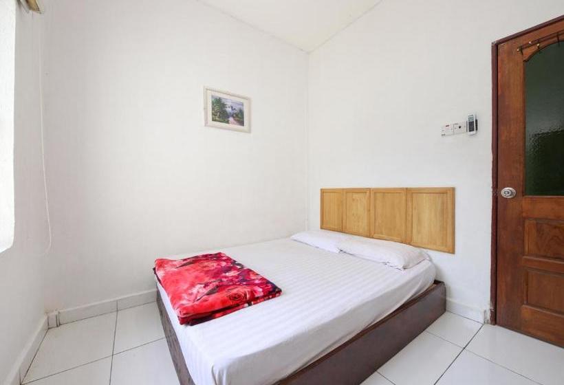 בית מלון כפרי Spot On 89719 Vasa Cottage 2