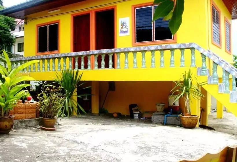 Hotelli Puangpayom Resort