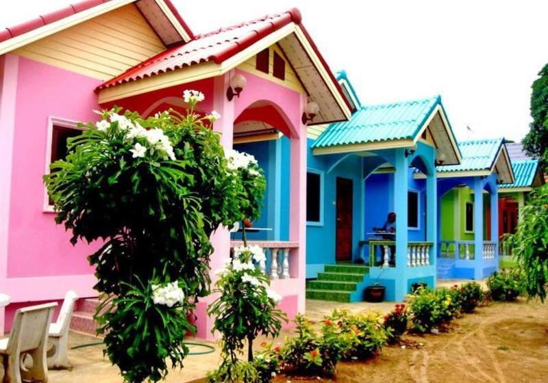 호텔 Puangpayom Resort