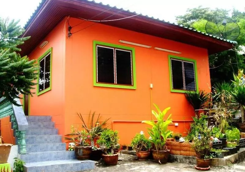 Hotelli Puangpayom Resort