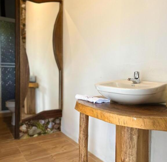 La Veranda Hotel & Restaurant