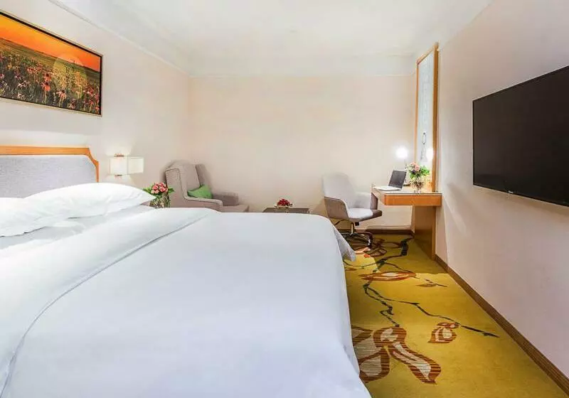 Vienna Hotel Jinan West Railway Station Lanxiang Road Quanli Auto Parts City Shop