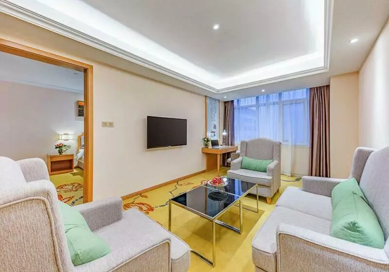 Vienna Hotel Jinan West Railway Station Lanxiang Road Quanli Auto Parts City Shop