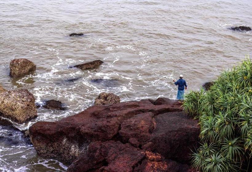 Meenkunnu Beach House By Village Resorts