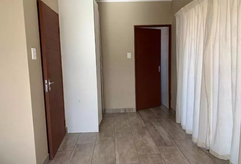 Majatalo Malu Guest House