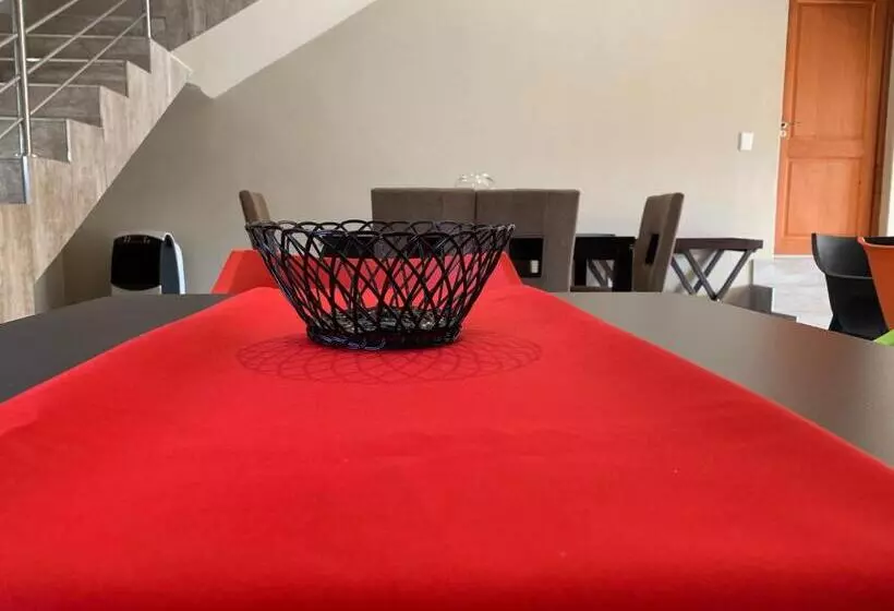 Majatalo Malu Guest House