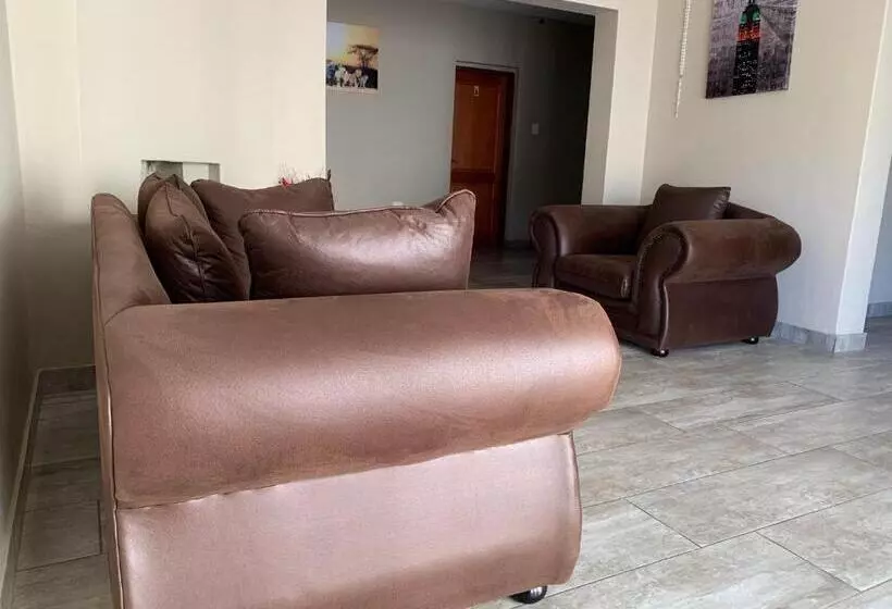 Majatalo Malu Guest House