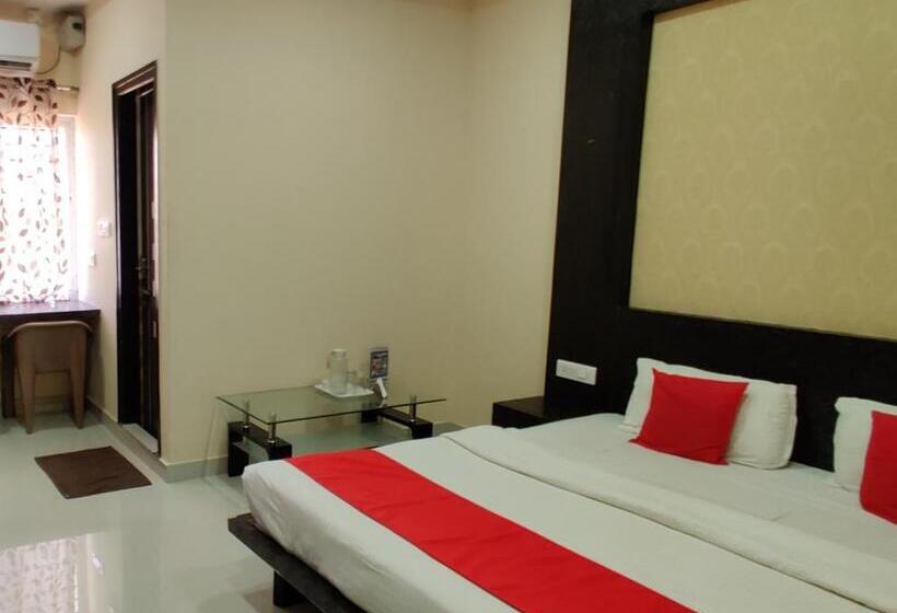 Hotel Suvarna Suits