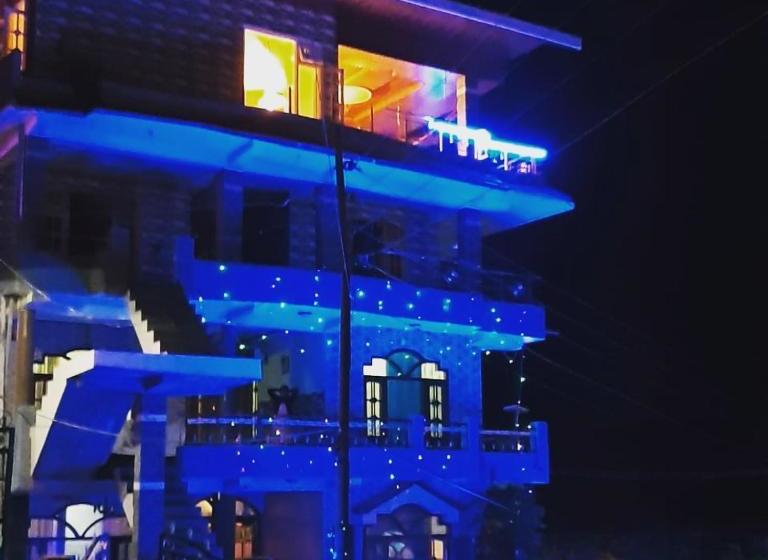 Pension Moksha Guest House