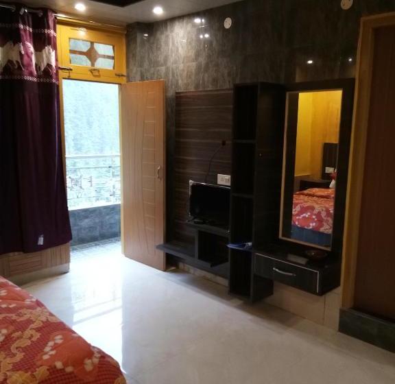 Pension Moksha Guest House