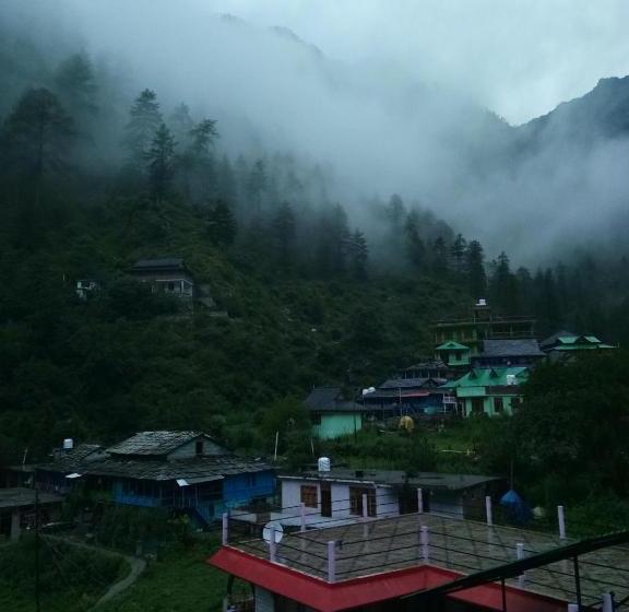 Pension Moksha Guest House