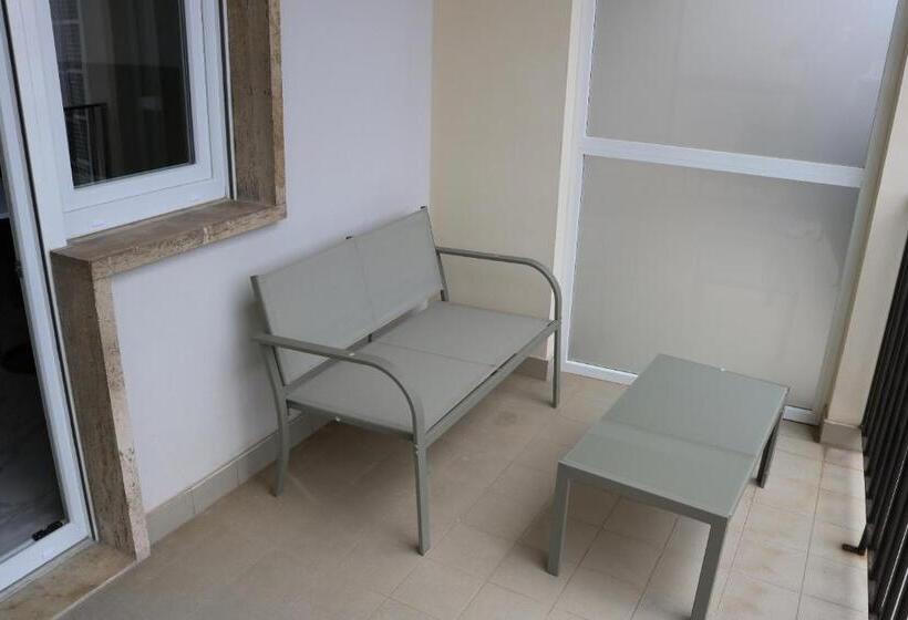 تختخواب و صبحانه Pvrooms