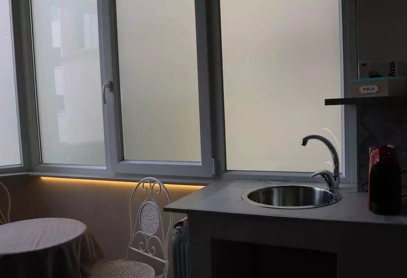 تختخواب و صبحانه Pvrooms