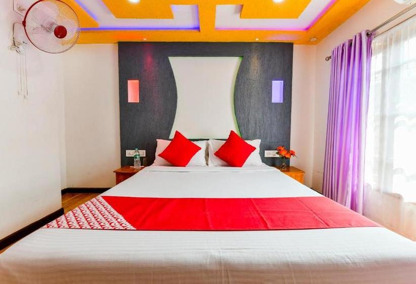 בית מלון כפרי Oyo 28075 Relax In Kerala 3 Bhk