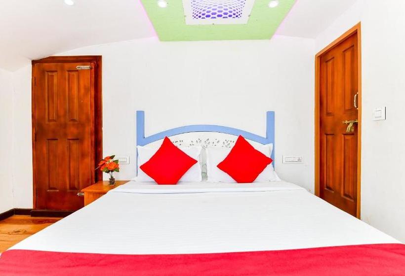 בית מלון כפרי Oyo 28075 Relax In Kerala 3 Bhk