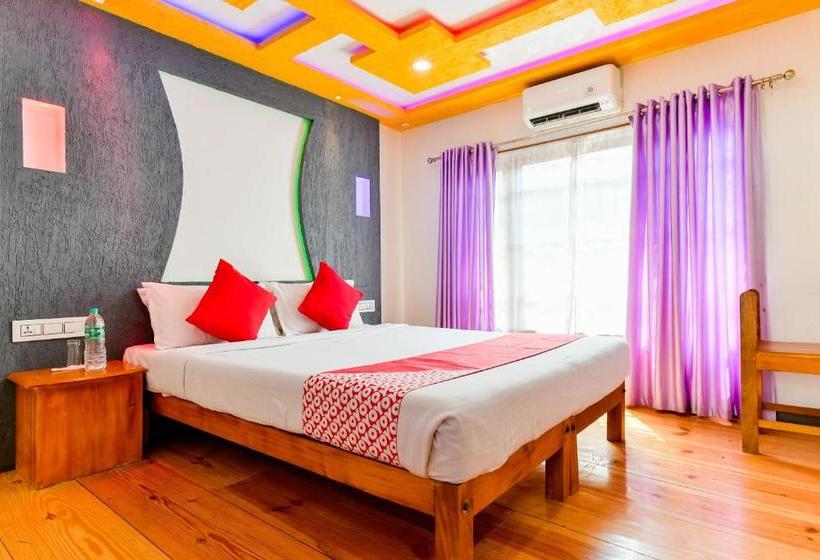 בית מלון כפרי Oyo 28075 Relax In Kerala 3 Bhk