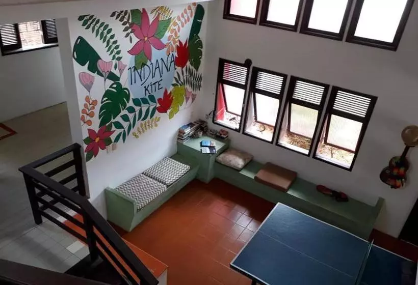 Indiana Kite School And Hostel