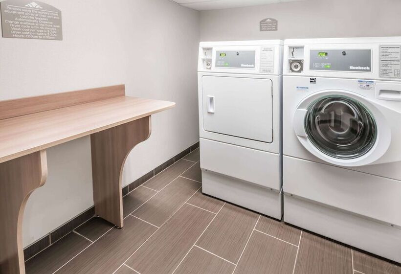 Microtel Inn & Suites By Wyndham Warsaw