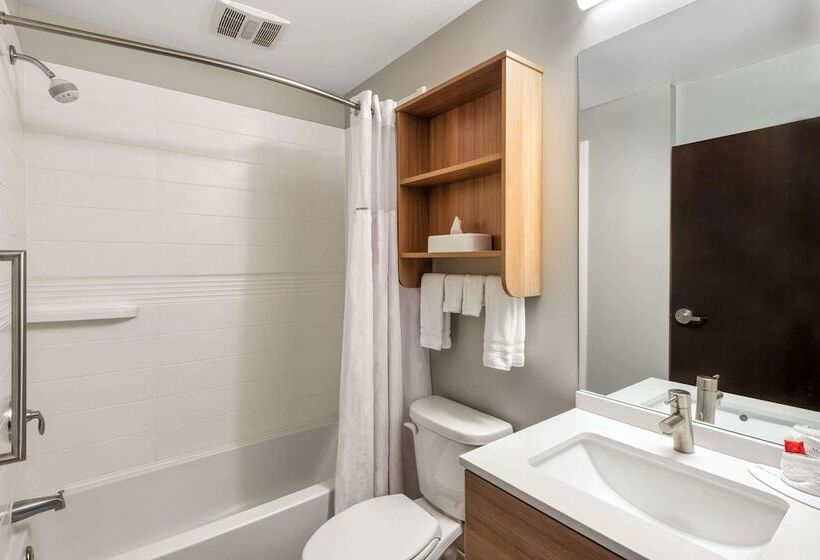 Microtel Inn & Suites By Wyndham Warsaw