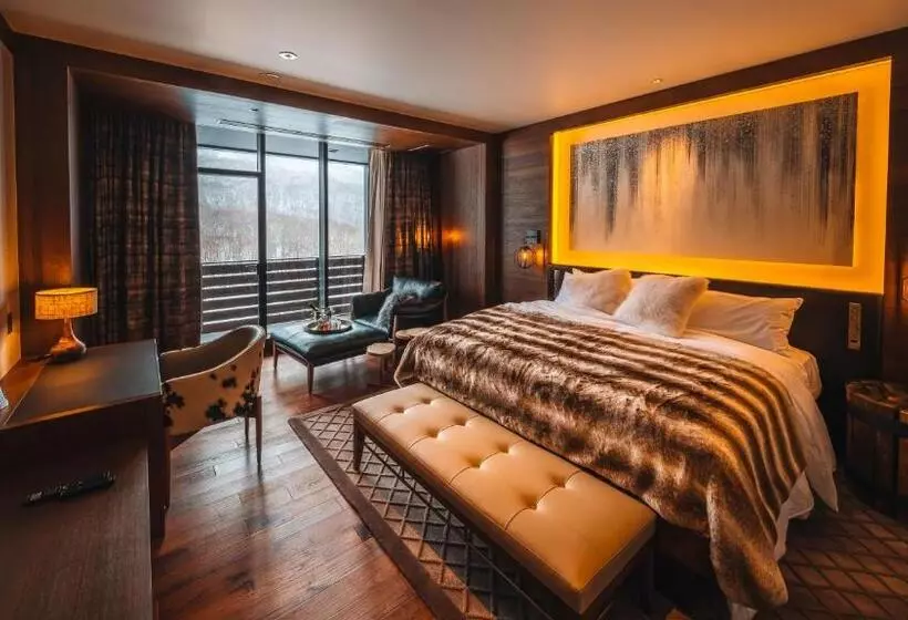 Yu Kiroro, Ski In Ski Out Luxury Residences