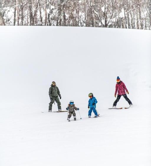 Yu Kiroro, Ski In Ski Out Luxury Residences