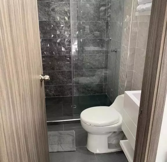 هاستل Summer Breeze