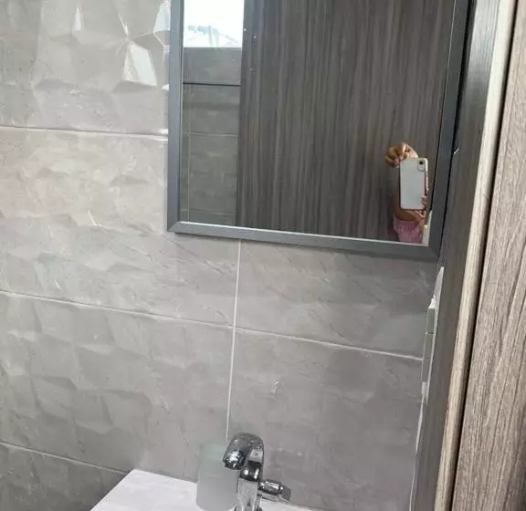 هاستل Summer Breeze