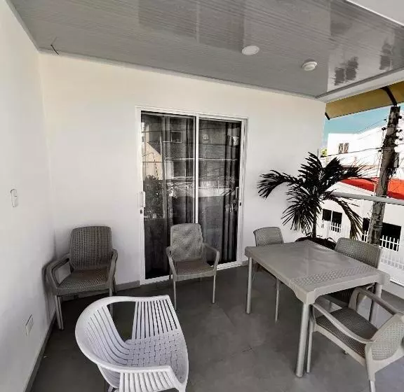 هاستل Summer Breeze