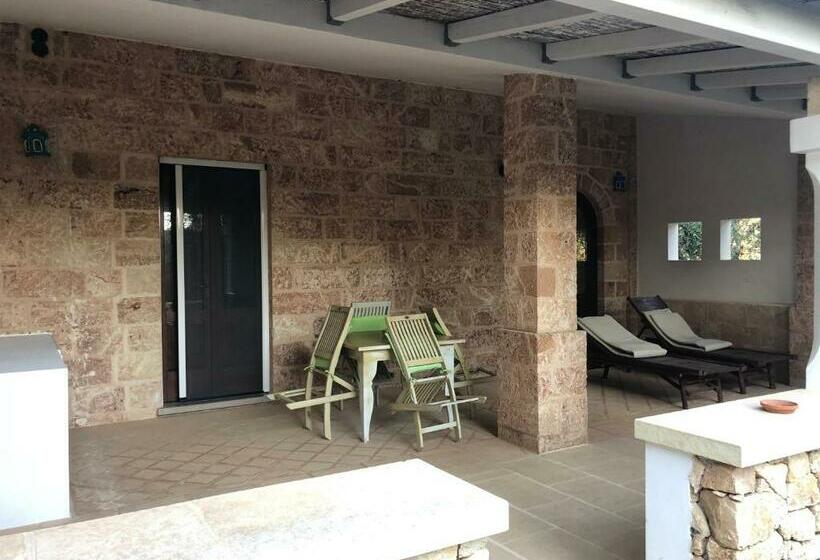 בית מלון כפרי Agriturismo Masseria Alcorico