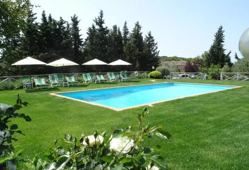 ホテル Agriturismo Piemaggino