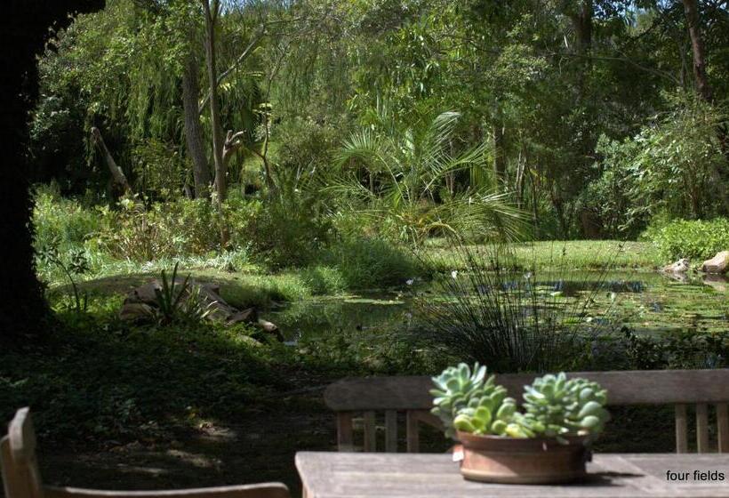 酒店 Four Fields Farm