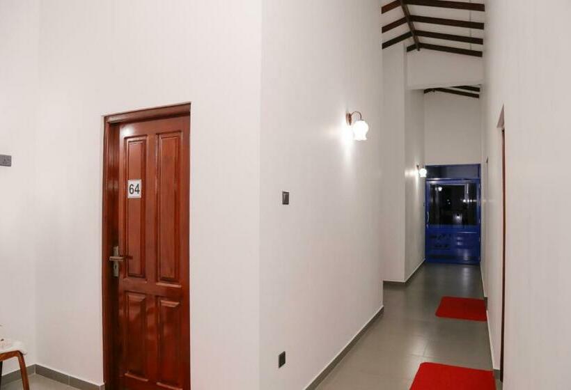 ホテル Ranmal Airport Transit