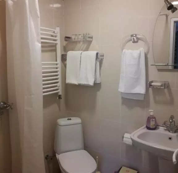 پانسیون Akaki's Guesthouse