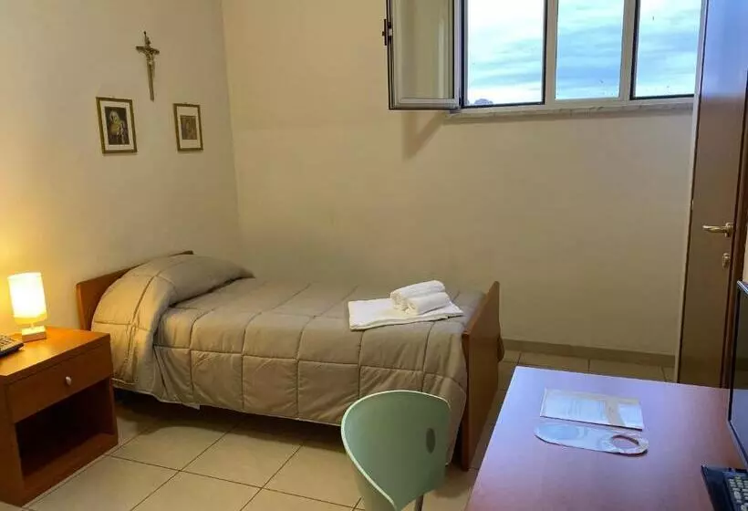 پانسیون Casa Per Ferie Sant'anna