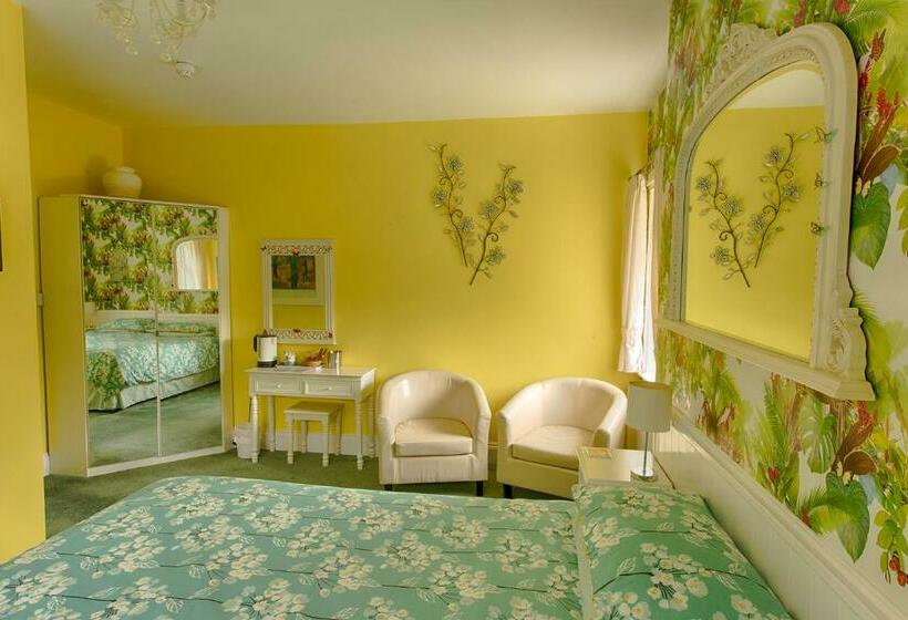 بنسيون Halmer Grange Guest House