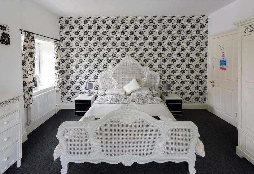 بنسيون Halmer Grange Guest House