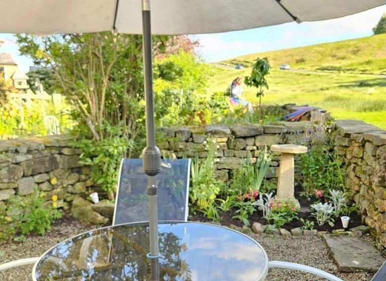 بنسيون Halmer Grange Guest House