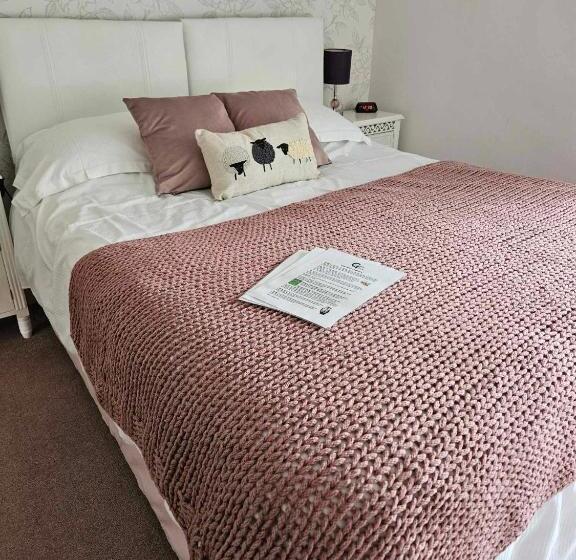 بنسيون Halmer Grange Guest House